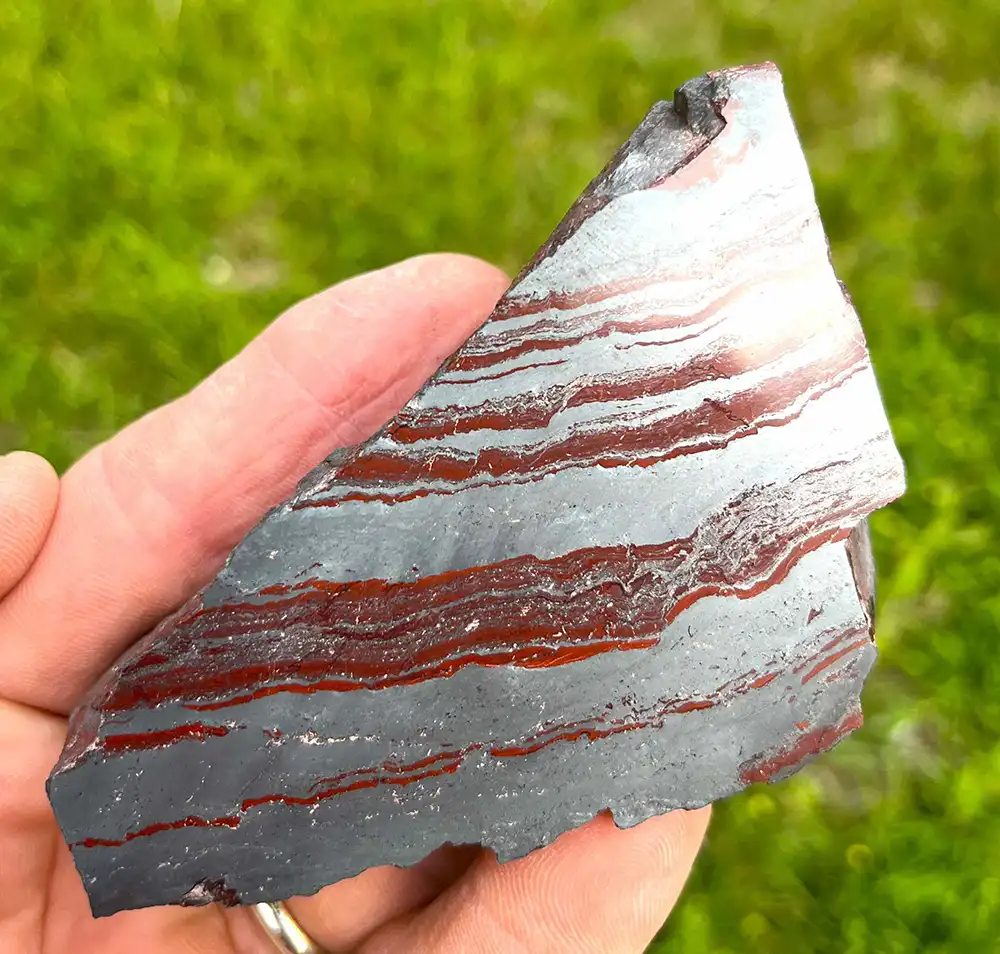 Banded Iron Formation (BIF2)