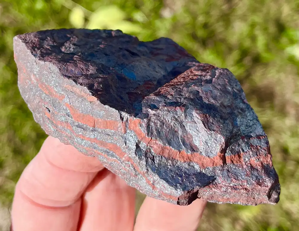 Banded Iron Formation (BIF22)